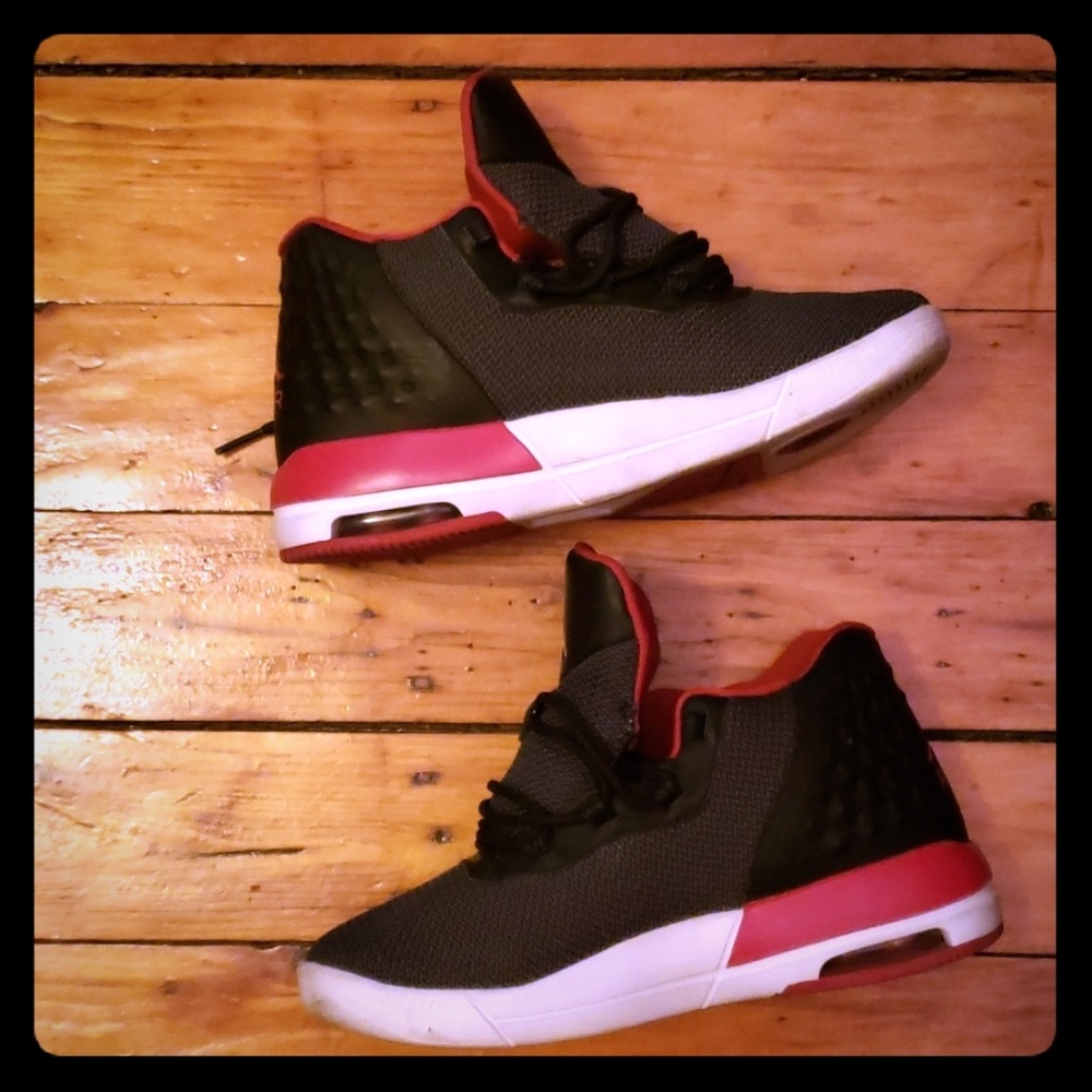 Jordan's size 5Y